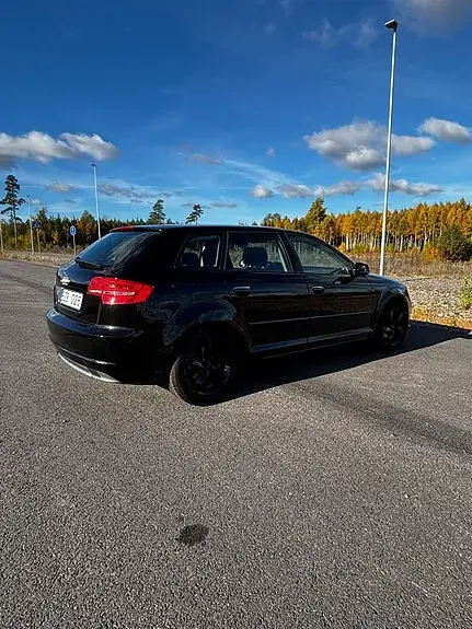 Audi A3 2011 photo 3