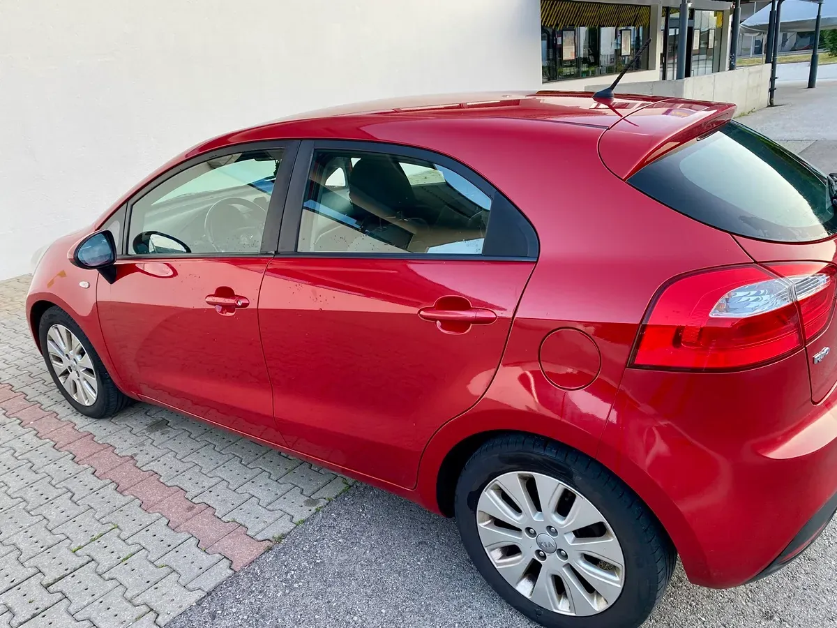 Kia Rio 2014 photo 3