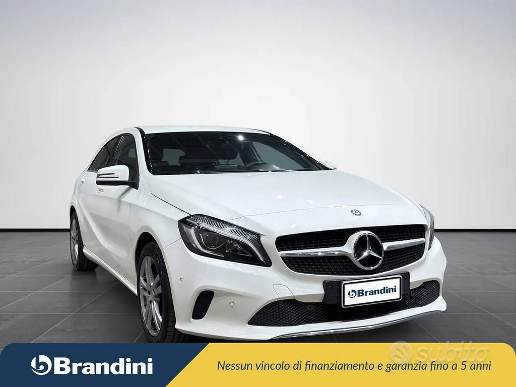 Mercedes-Benz A 180 Sport 2018 photo 4