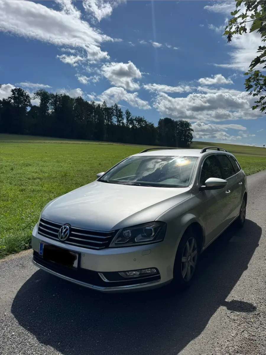 Volkswagen Passat 2012 photo 3