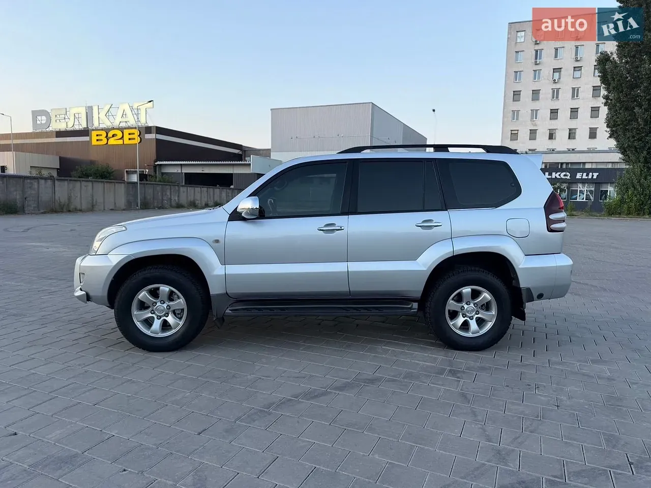 Toyota Land Cruiser Prado 2005 photo 4