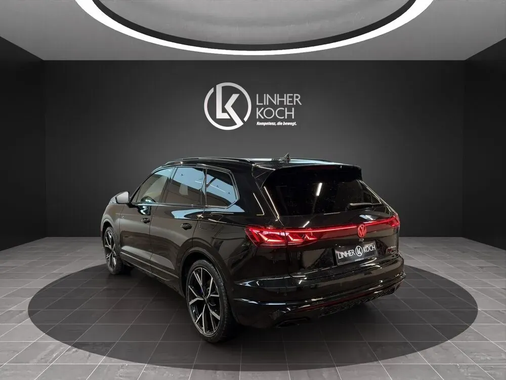 Volkswagen Touareg 2026 photo 3