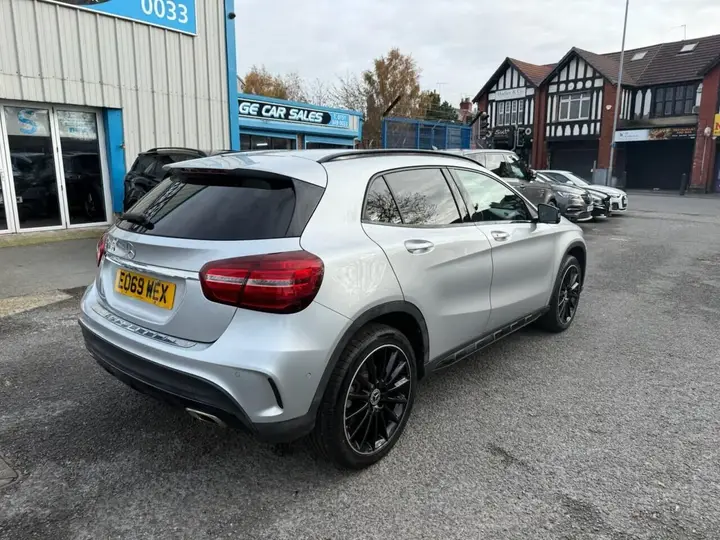 Mercedes-Benz Gla 2019 photo 3