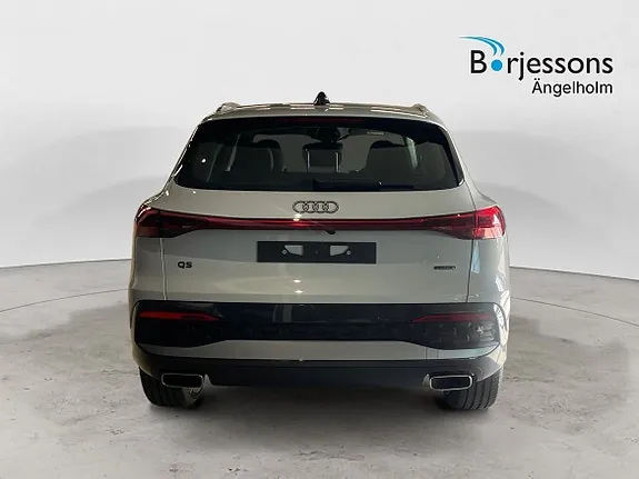 Audi Q5 2025 photo 4