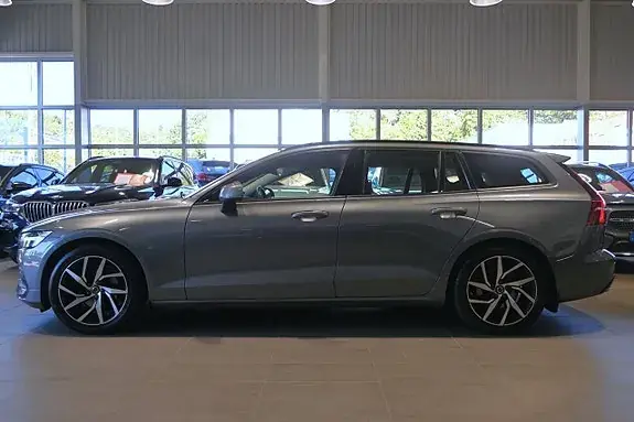 Volvo V60 2019 photo 2