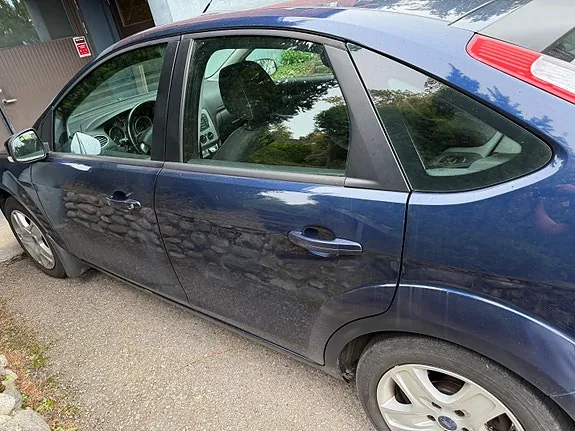 Ford Focus 2011 photo 3