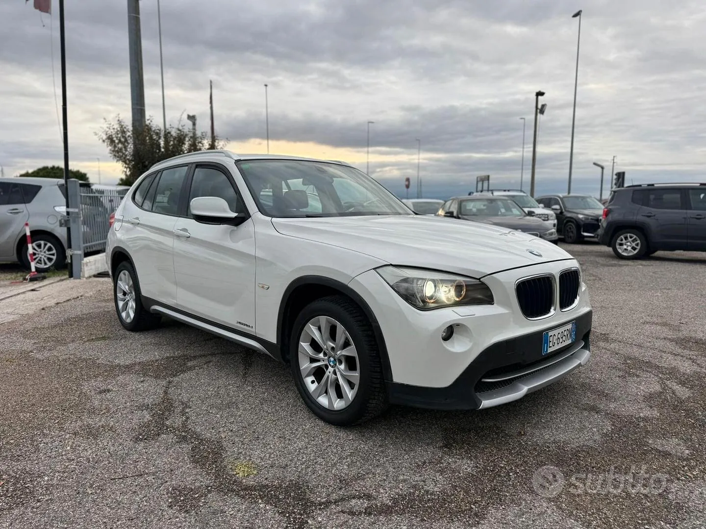 BMW X1 2011 photo 3