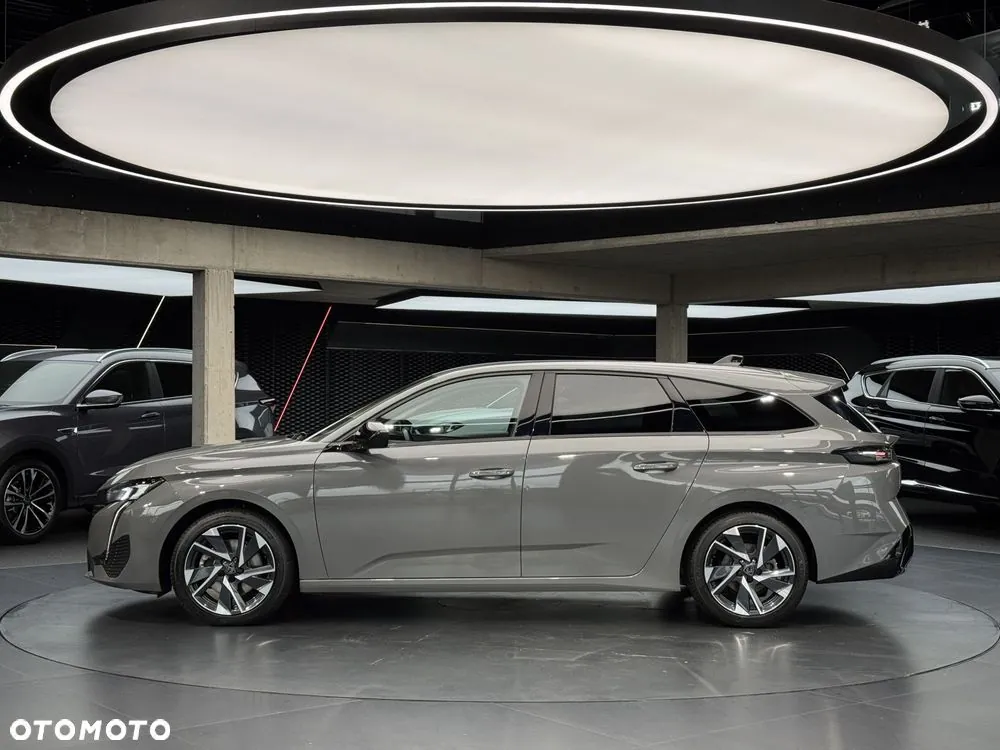Peugeot 308 2024 photo 2