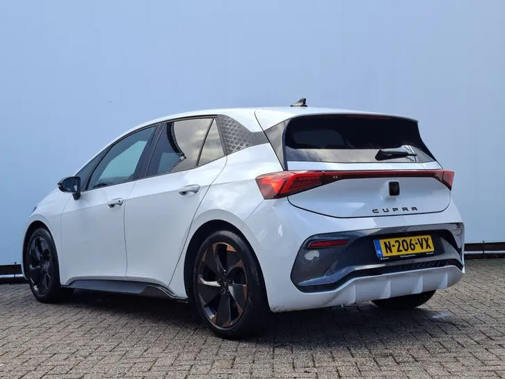 Cupra Born 2021 photo 2