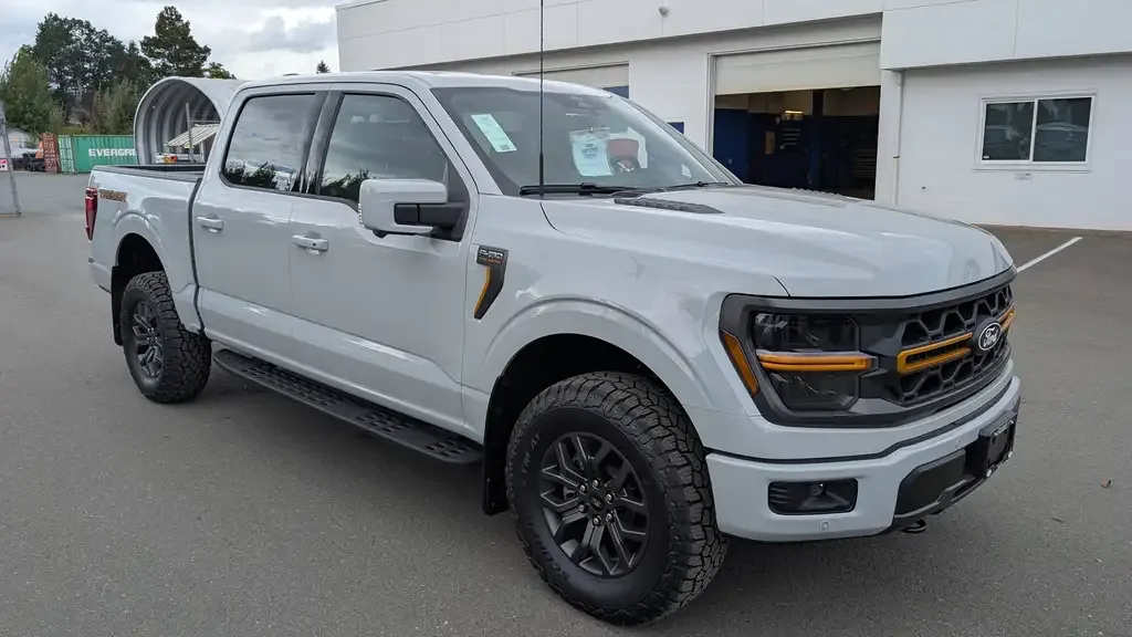 Ford F-150 2026 photo 3