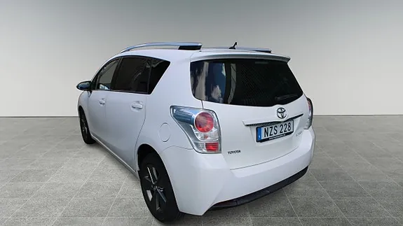 Toyota Verso 2014 photo 4