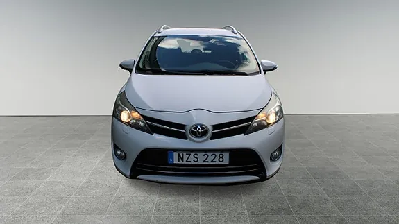 Toyota Verso 2014 photo 3