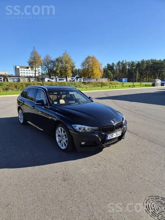 BMW 320