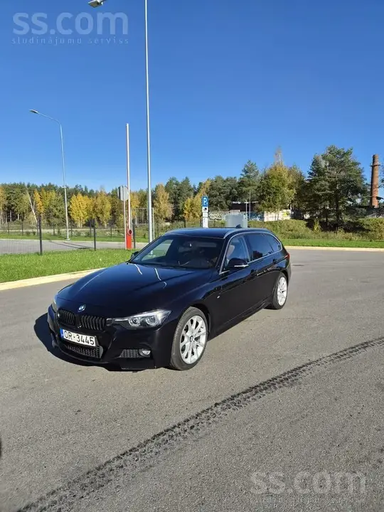 BMW 320 2018 photo 2