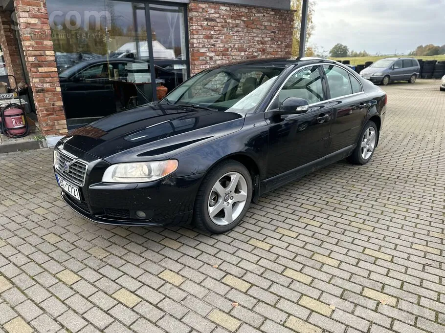 Volvo S80