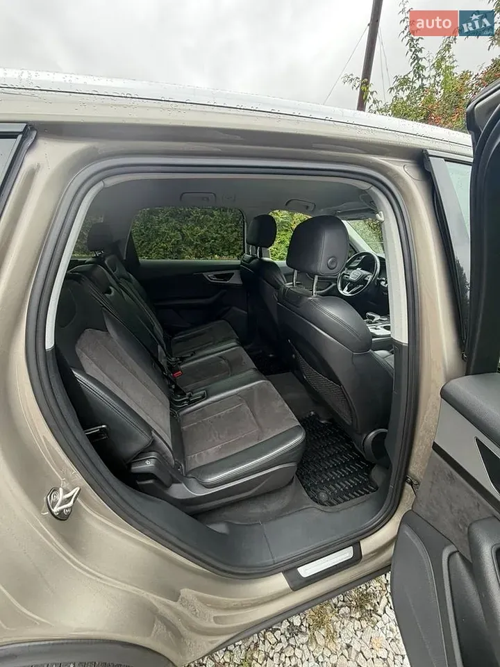 Audi Q7 2017 photo 5