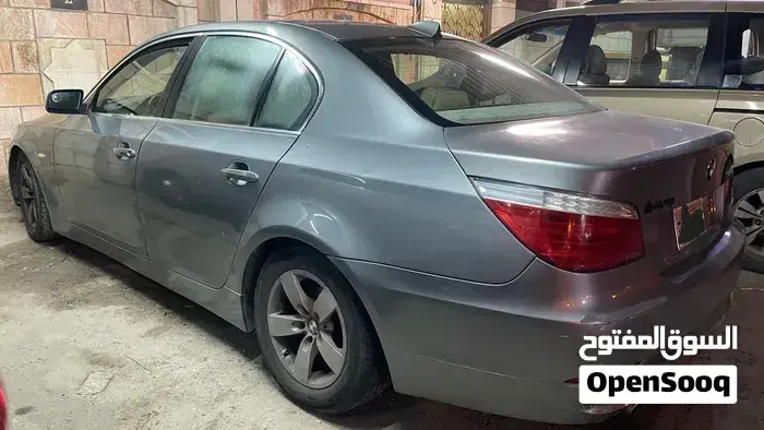 BMW 5 Series 2009 photo 2