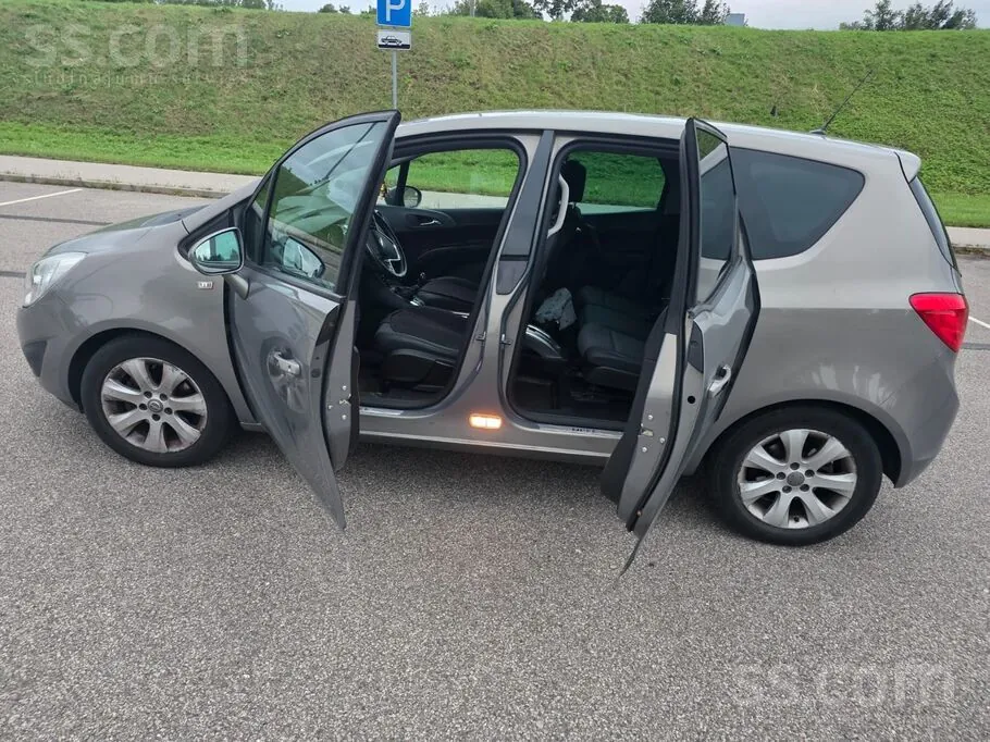 Opel Meriva 2012 photo 4