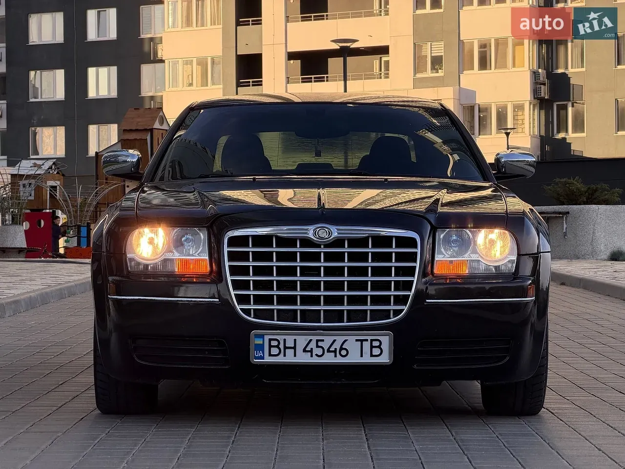 Chrysler 300C 2008 photo 3