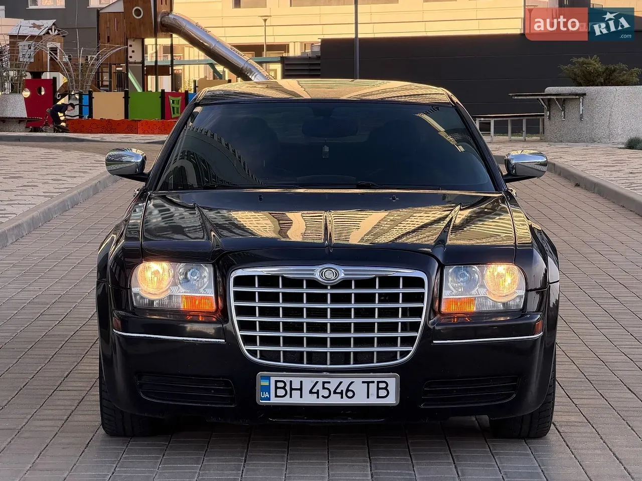 Chrysler 300C 2008 photo 2
