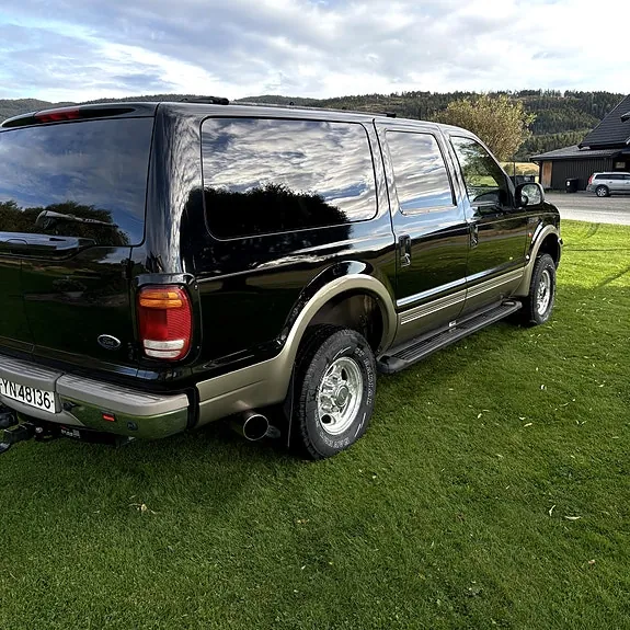 Ford Excursion 2000 photo 5