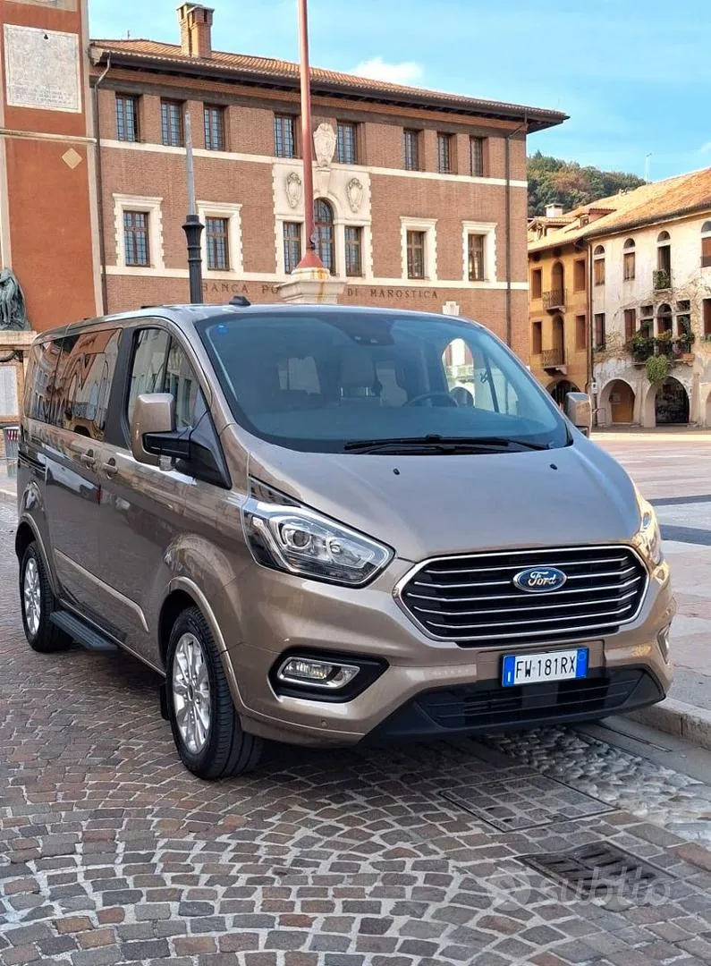 Ford Tourneo Custom