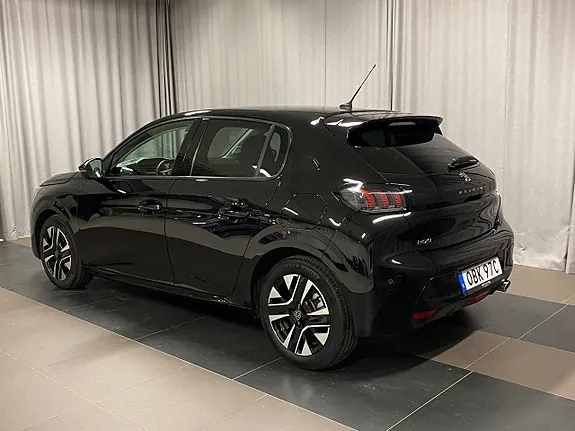 Peugeot 208 2023 photo 3