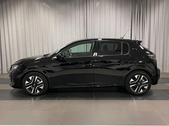 Peugeot 208 2023 photo 2