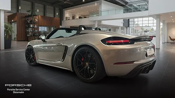 Porsche 718 Spyder 2022 photo 2