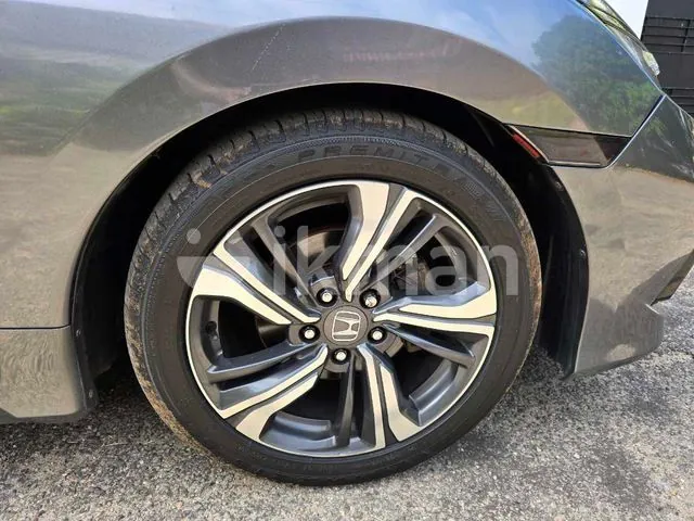 Honda Civic 2020 photo 4