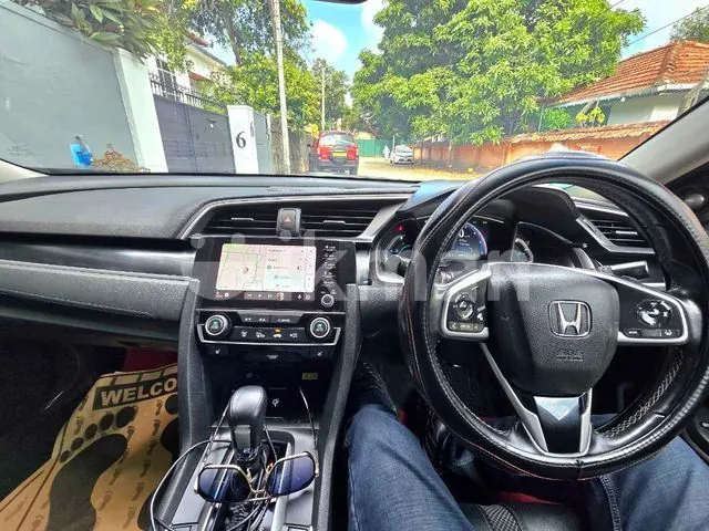 Honda Civic 2020 photo 5