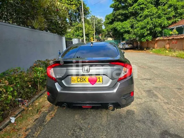 Honda Civic 2020 photo 2