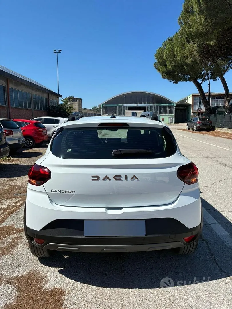 Dacia Stepway 2024 photo 2