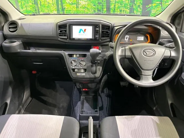 Daihatsu Miraiyese L 2022 photo 2