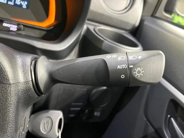 Daihatsu Miraiyese L 2022 photo 5