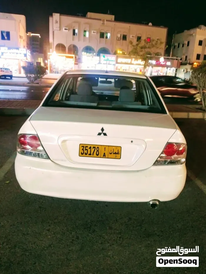 Mitsubishi Lancer 2011 photo 2