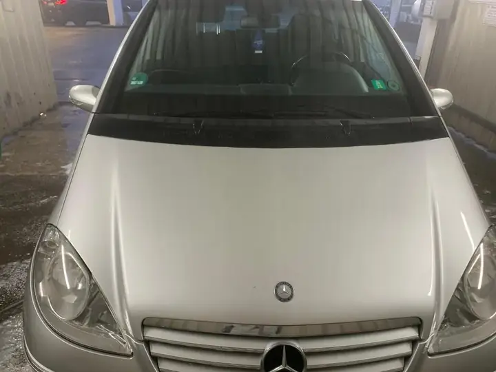 Mercedes-Benz A200