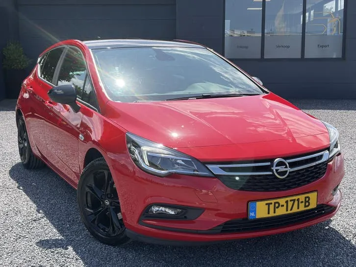 Opel Astra 2018 photo 2
