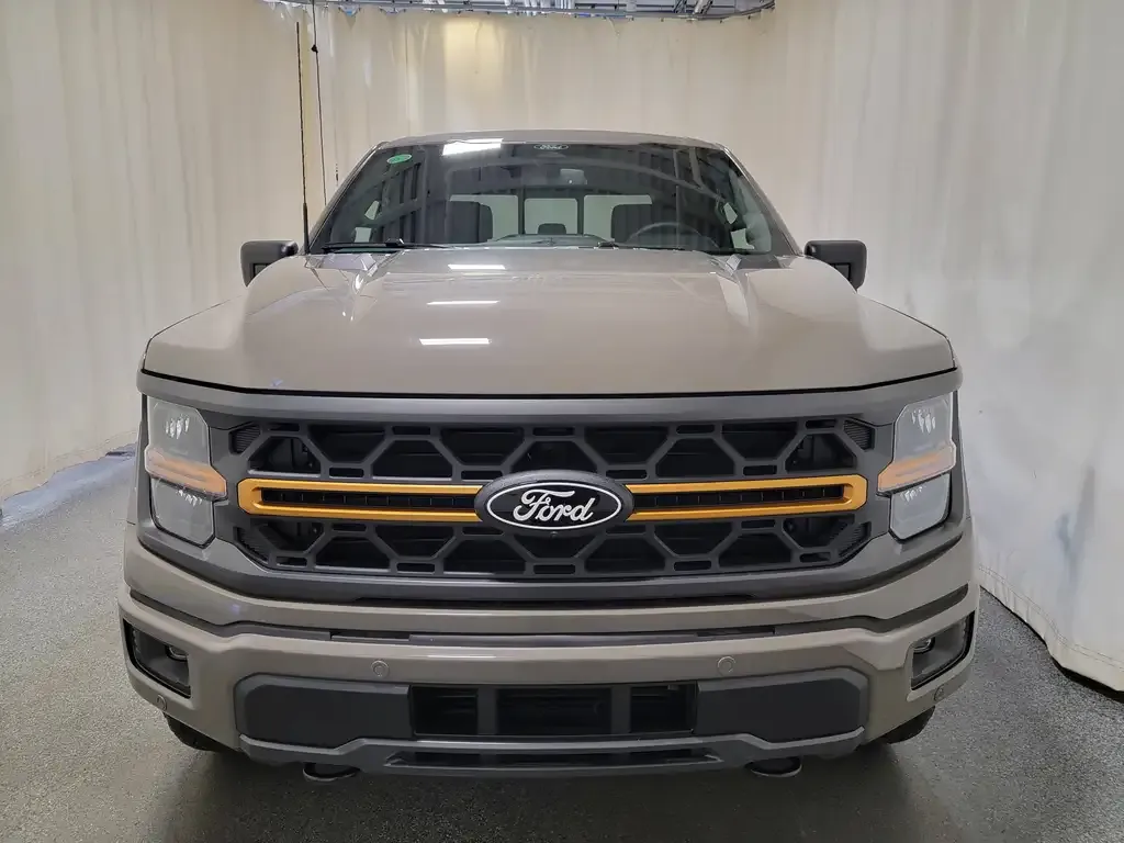 Ford F-150 2026 photo 2