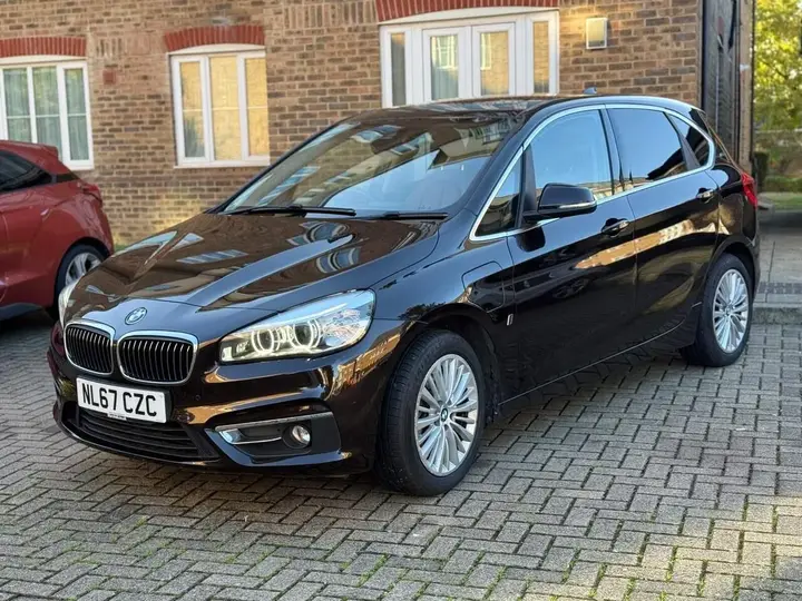 BMW 2 Series Active Tourer 2017 photo 2