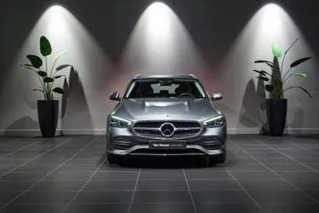 Mercedes-Benz C-Class 2023 photo 2