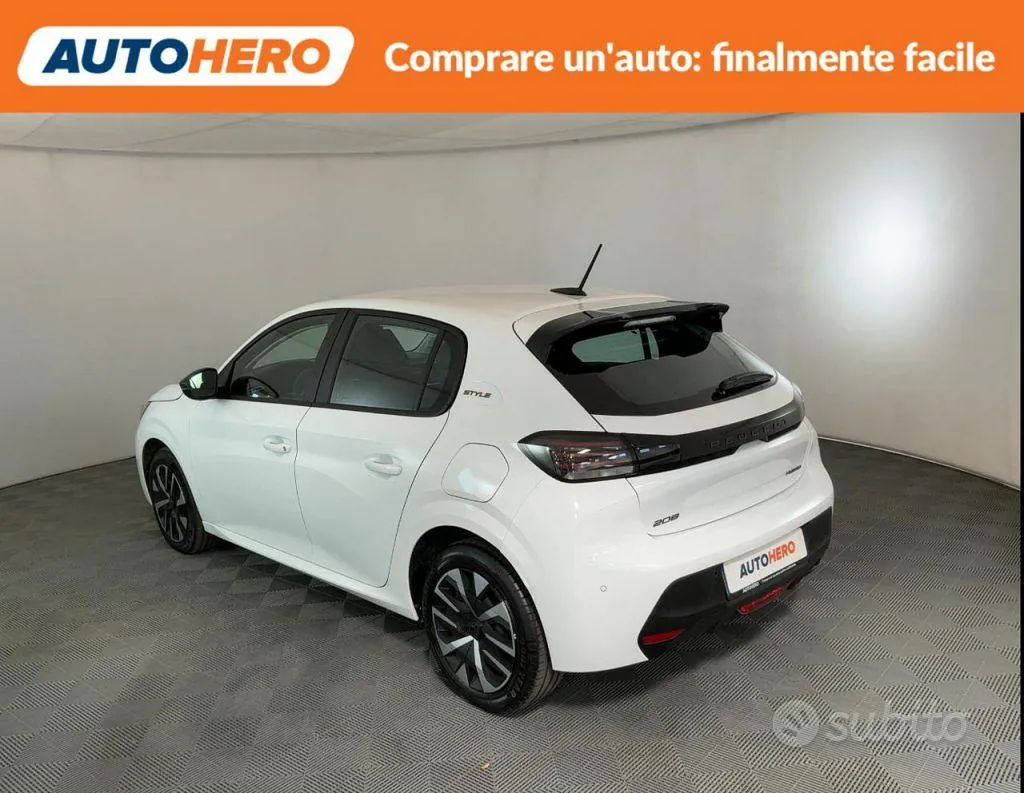 Peugeot 208 2025 photo 4
