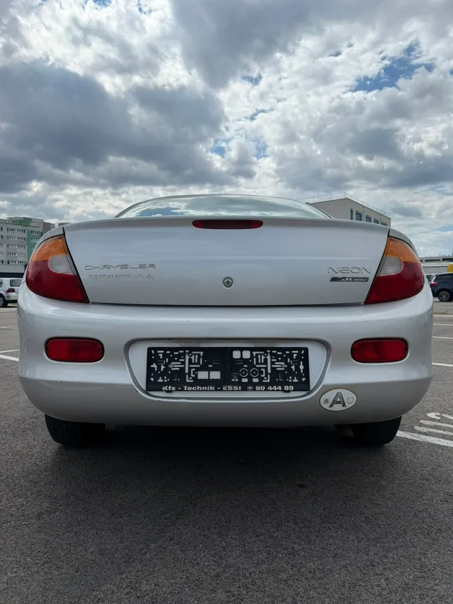 Chrysler Neon 2000 photo 2