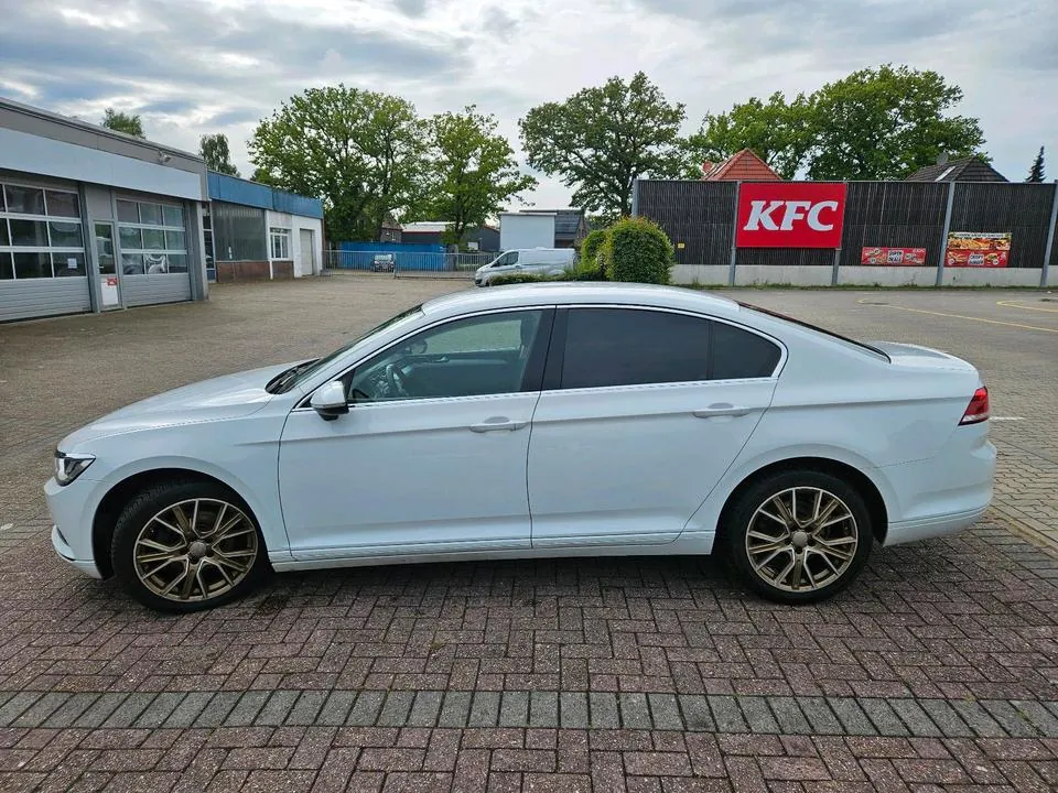 Volkswagen Passat