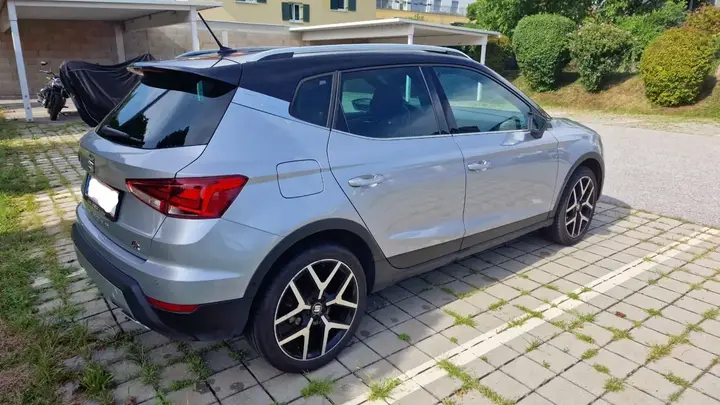 Seat Arona 2020 photo 2