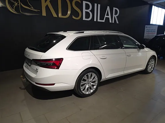 Skoda Superb 2020 photo 4