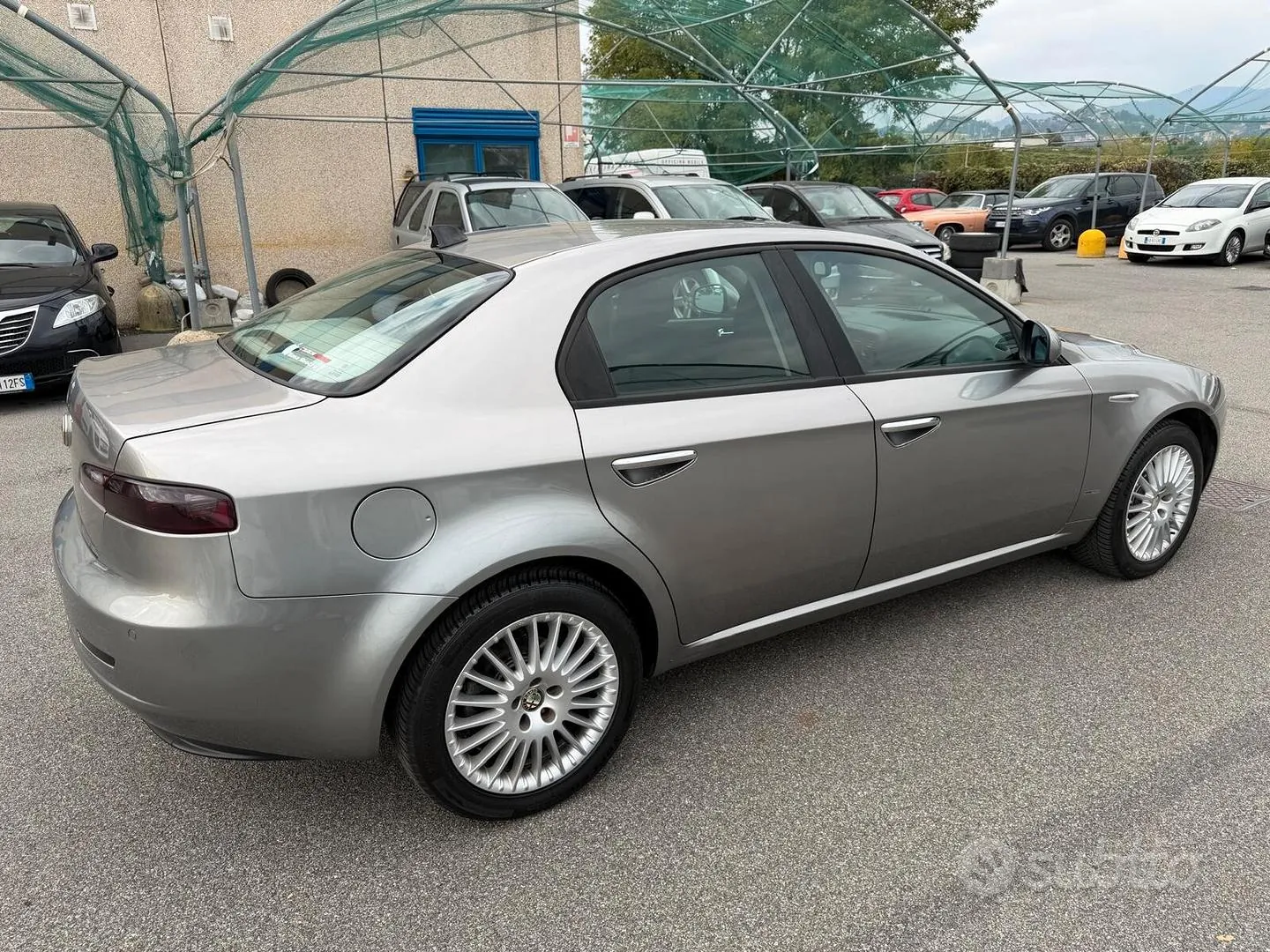 Alfa Romeo 159 2008 photo 4