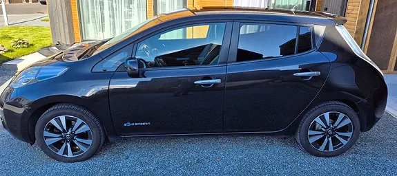 Nissan Leaf 2016 photo 5