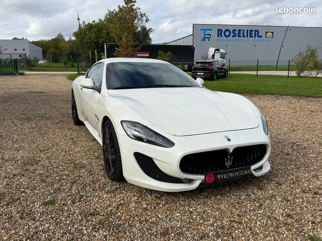 Maserati Granturismo 2014 photo 2