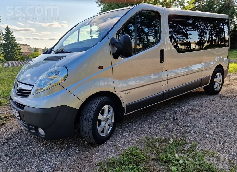 Opel Vivaro 2008 photo 3